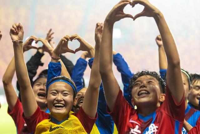 三分7中1！新科状元对阵马刺出手12次得到11分