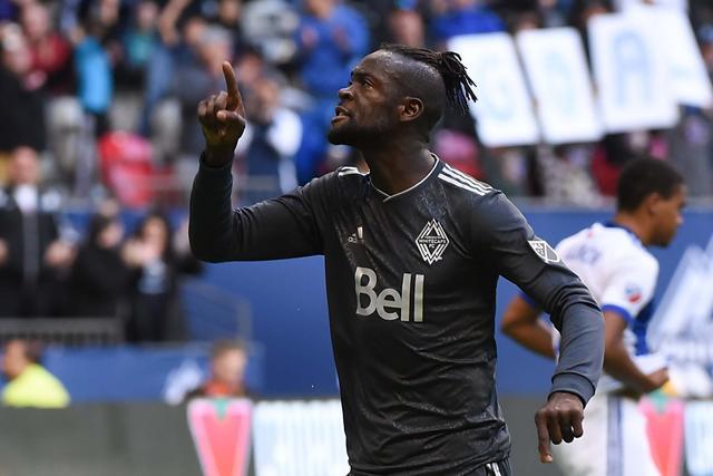 约基奇26+16掘金险胜76人 篮网险胜火箭止连败